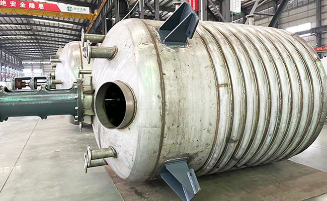 搅拌罐.jpg 不锈钢加热搅拌设备