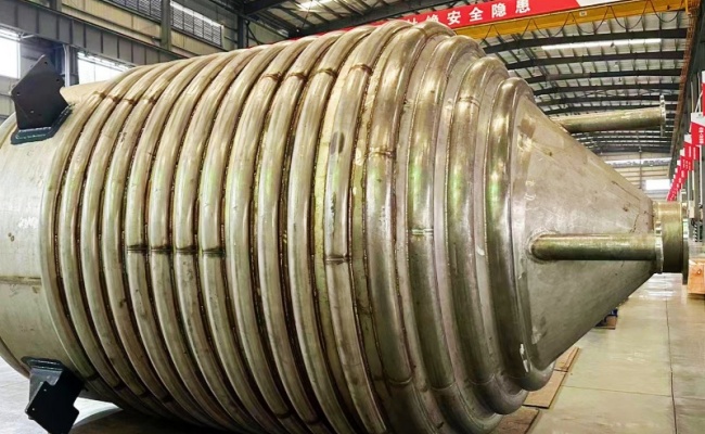 2-1.jpg 加热反应搅拌罐