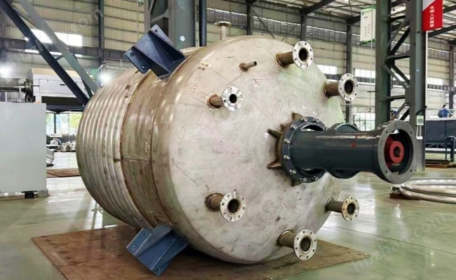 1-2.jpg 加热高温反应搅拌罐